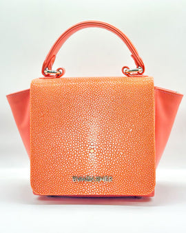 Stellah in Coral