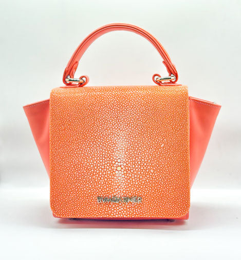 Stellah in Coral